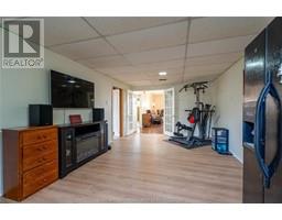 12 Sioux DRIVE - 33