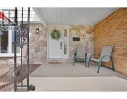 54 FINCH COURT - 5