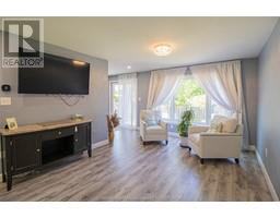 73 Oriole PARKWAY UnitNo. 1 - 13