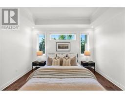 2405 Meadowlands WAY - 30