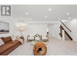 2405 Meadowlands WAY - 40