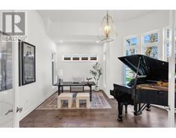 2405 Meadowlands WAY - 8