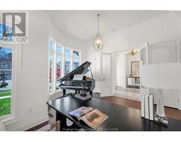 2405 Meadowlands WAY - 9