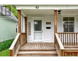 43 Patteson AVENUE - 5