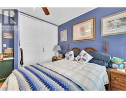 183 Forest STREET - 19