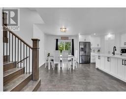 18 Campbell STREET - 13