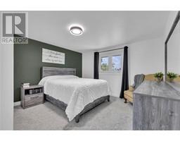 18 Campbell STREET - 23