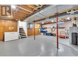 18 Campbell STREET - 34