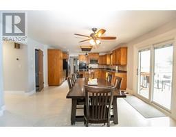 168 MOUNT PLEASANT CRESCENT - 13