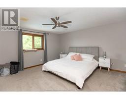 168 MOUNT PLEASANT CRESCENT - 23