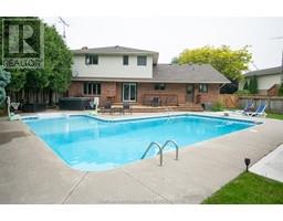 168 MOUNT PLEASANT CRESCENT - 4