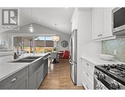 171 Hudson DRIVE - 11