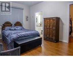 16 OAKGROVE LANE - 21