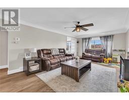 338 Chatham STREET North - 12