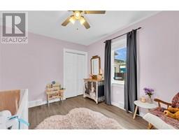 338 Chatham STREET North - 23