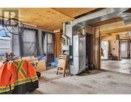 338 Chatham STREET North - 34