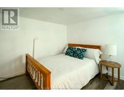 33 WILSON AVENUE - 25
