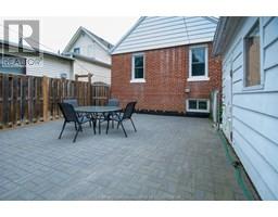 33 WILSON AVENUE - 32