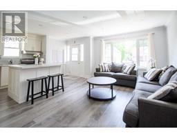 33 WILSON AVENUE - 5