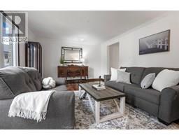 44 Pamela CRESCENT - 16