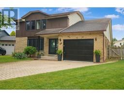 44 Pamela CRESCENT - 2