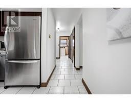 44 Pamela CRESCENT - 21