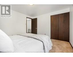 44 Pamela CRESCENT - 34