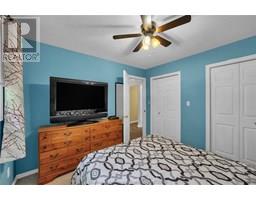 8621 Talbot TRAIL - 40