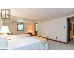7678 TALBOT TRAIL West - 35