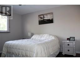30 Flemingo DRIVE - 7