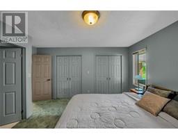 4202 ST CLAIR PARKWAY - 23