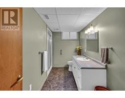 4202 ST CLAIR PARKWAY - 32