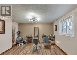 12 DONALDA DRIVE - 23