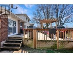 12 DONALDA DRIVE - 42