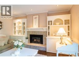 235 Merritt AVENUE - 13