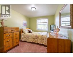 235 Merritt AVENUE - 25