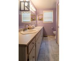 235 Merritt AVENUE - 34