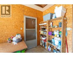 235 Merritt AVENUE - 40