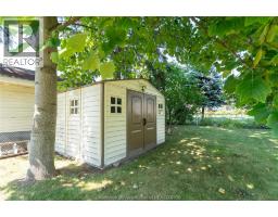235 Merritt AVENUE - 44