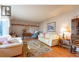 235 Merritt AVENUE - 7