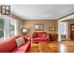 83 Kerr AVENUE - 14