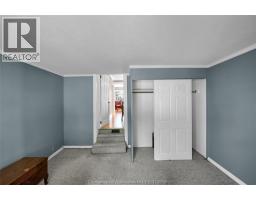 83 Kerr AVENUE - 18
