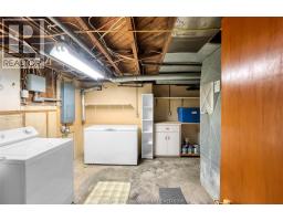 83 Kerr AVENUE - 36