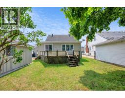 83 Kerr AVENUE - 44