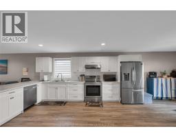 203 MOONSTONE CRESCENT - 12