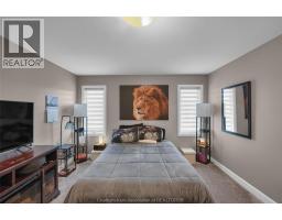 203 MOONSTONE CRESCENT - 18