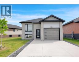 203 MOONSTONE CRESCENT - 3