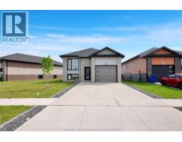 203 MOONSTONE CRESCENT - 4