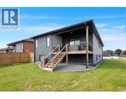 203 MOONSTONE CRESCENT - 45