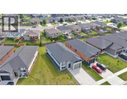 203 MOONSTONE CRESCENT - 49